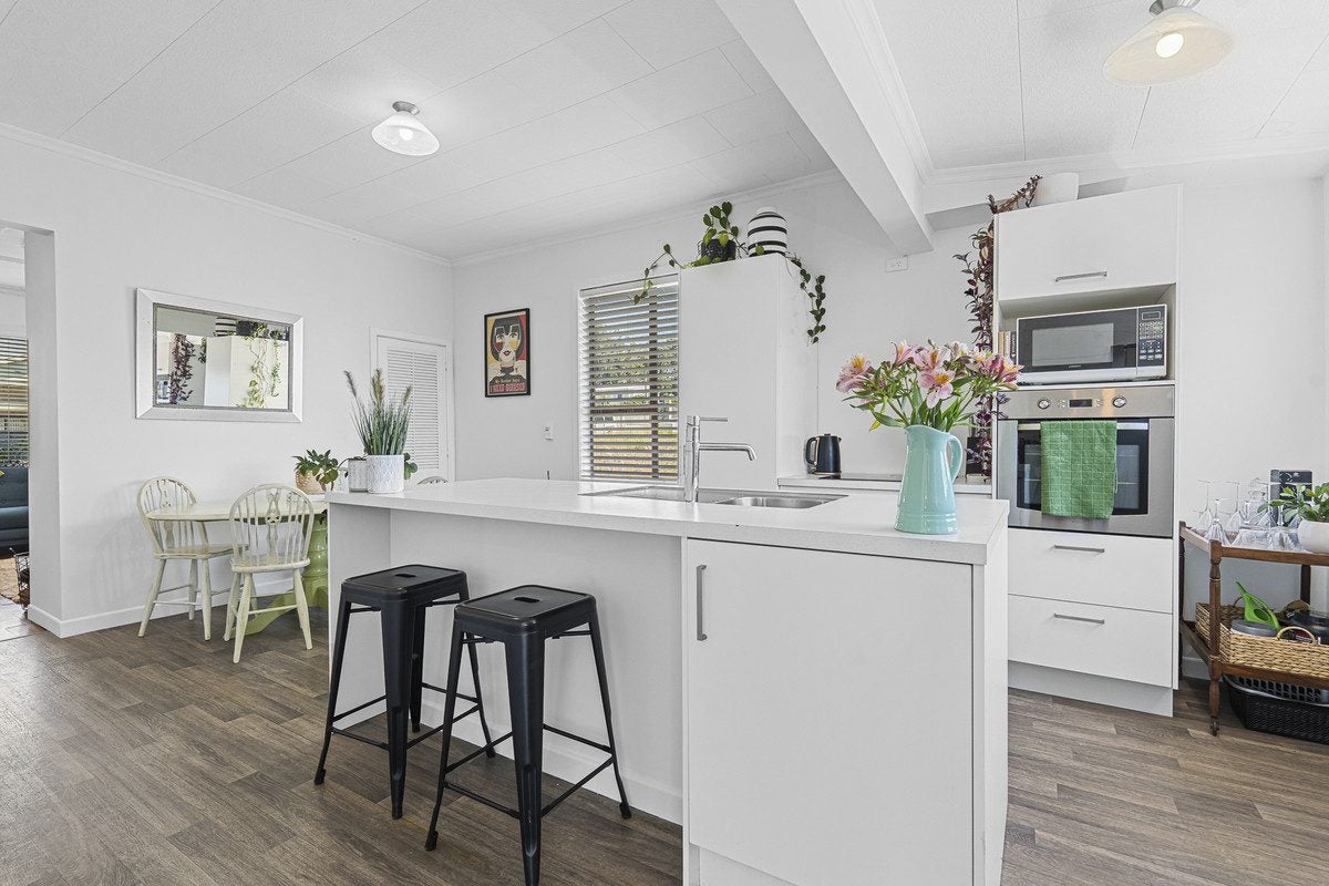 141 Lemon Street, Strandon, New Plymouth - Carousel 1