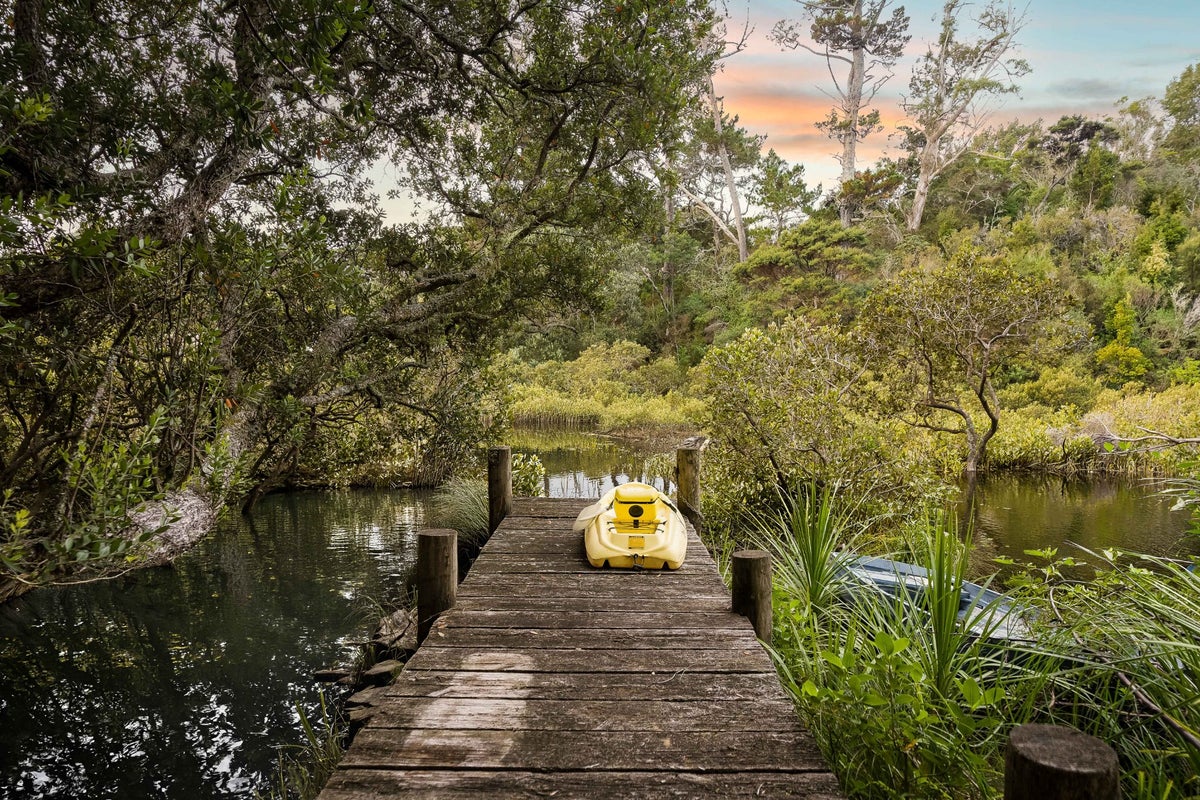 89 Aeroview Drive, Beach Haven, Auckland - Carousel 1