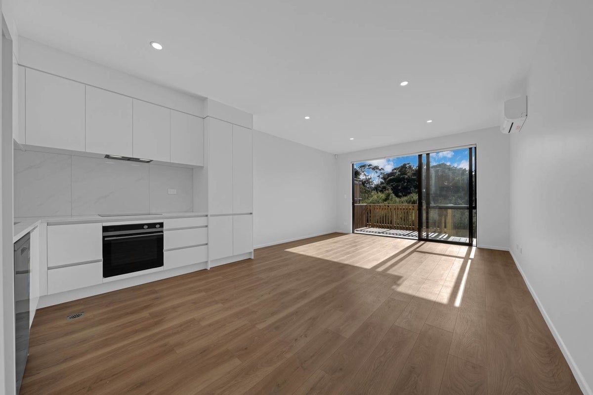 15B Rockpool Road, Orewa, Orewa - Carousel 2