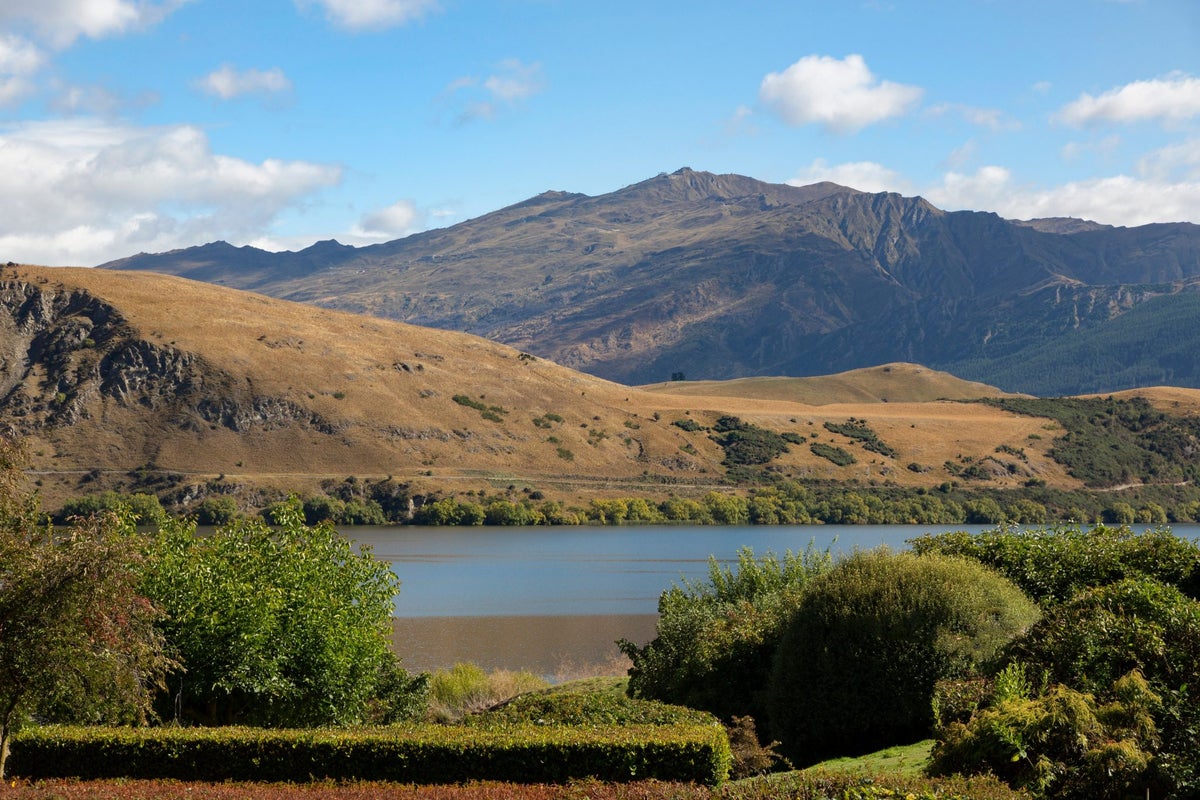 11 Arrowtown-Lake Hayes Road, Lake Hayes, Queenstown - Carousel 22