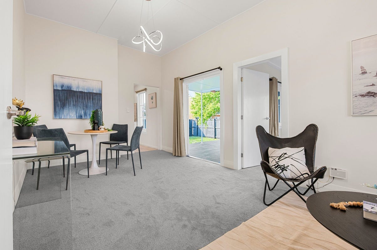 27 Wellington Street, Hamilton East, Hamilton, Waikato - Carousel 2