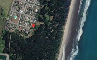 4 Kiwi Avenue, Waikuku Beach, Waikuku Beach - Carousel 1