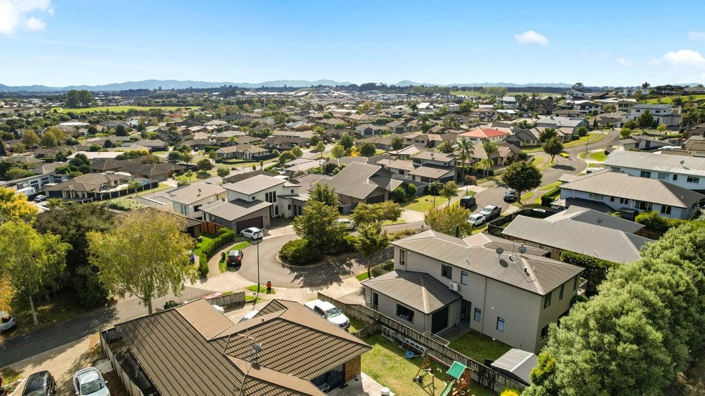 9 Bishopsworth Way, Huntington, Hamilton - Carousel 36