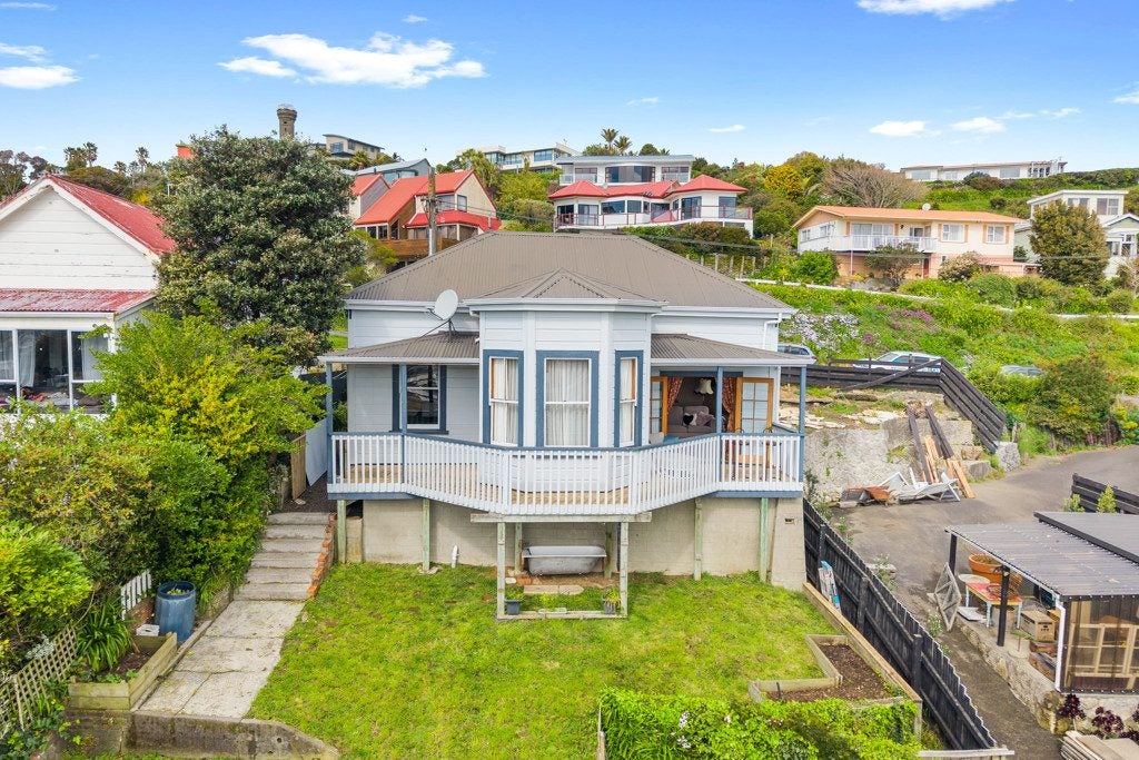 32 Hipango Terrace, Durie Hill, Whanganui - Carousel 1
