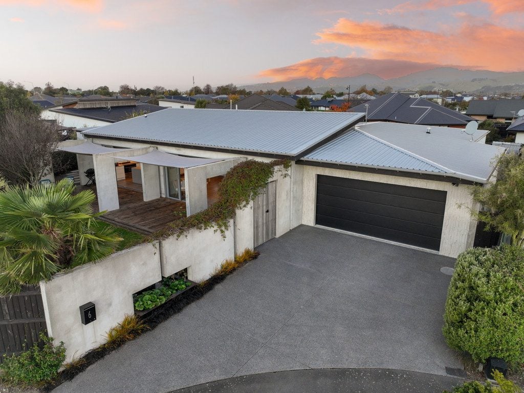 6 Hedge Close, Halswell, Christchurch - Carousel 35