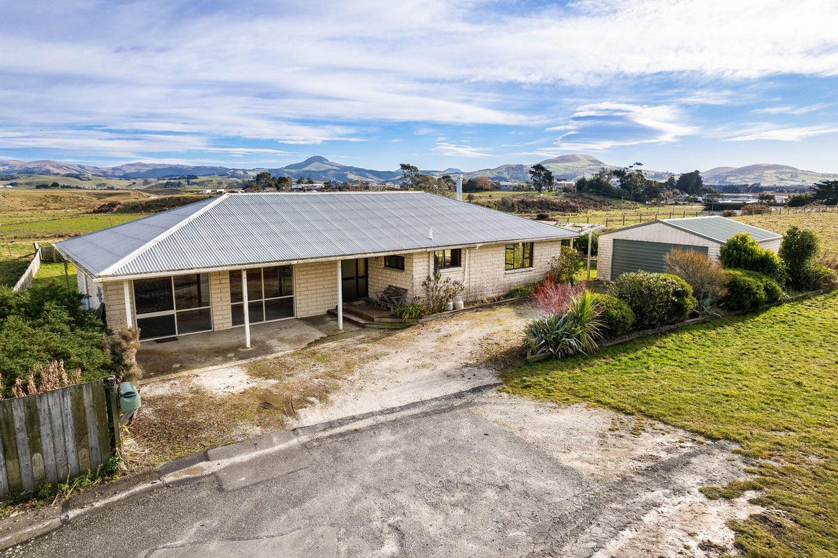 22 Halkirk Street, Karitane, Waikouaiti - Carousel 1