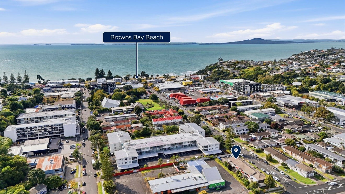 5/773 Beach Road, Browns Bay, Auckland - Carousel 1