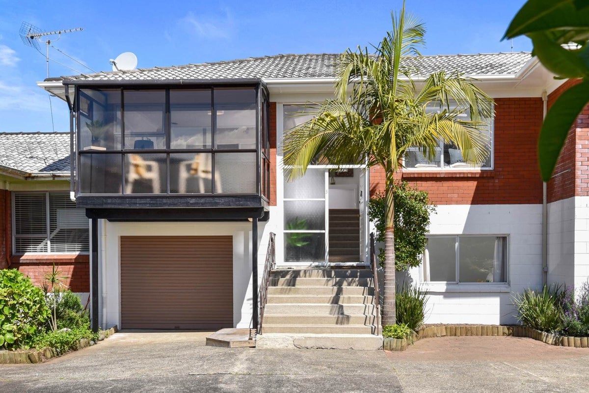 3/1 Rata Road, Devonport, Auckland - Carousel 1