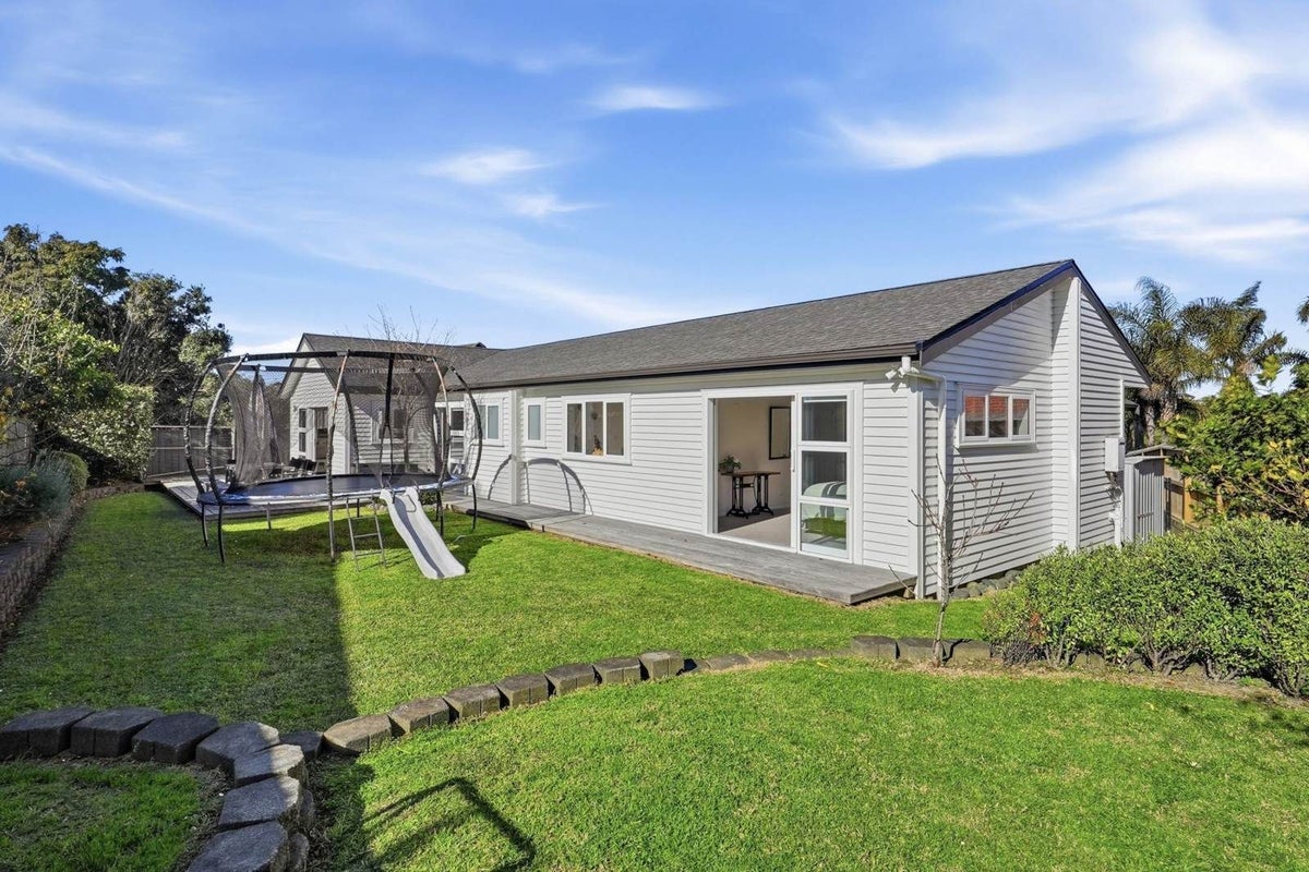 53 Regency Park Drive, Gulf Harbour, Whangaparaoa - Carousel 2