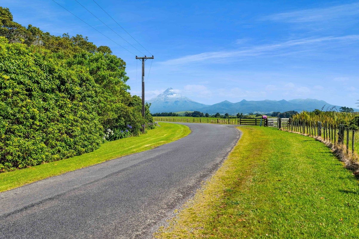 115 Alfred Road, Egmont Village, New Plymouth - Carousel 50