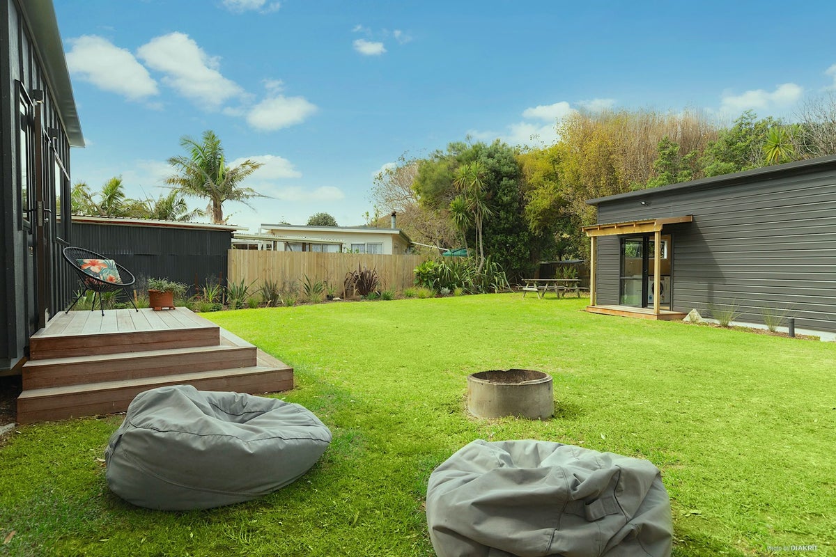 6 Mission Road, Tuakau - Carousel 2
