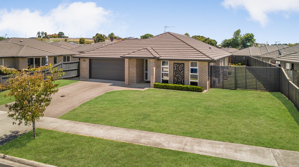 29 Fletcher Lane, Patumahoe, Pukekohe - Carousel 1