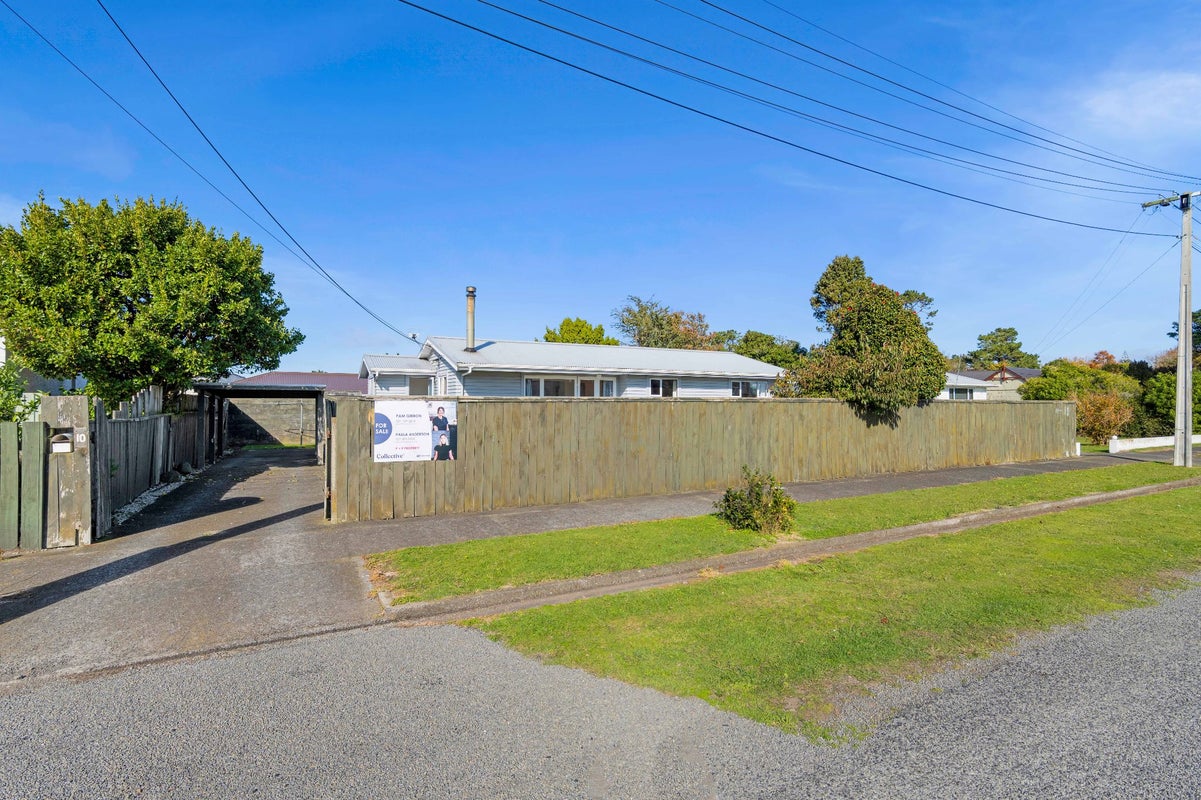 10 Douglas Street, Hawera - Carousel 19
