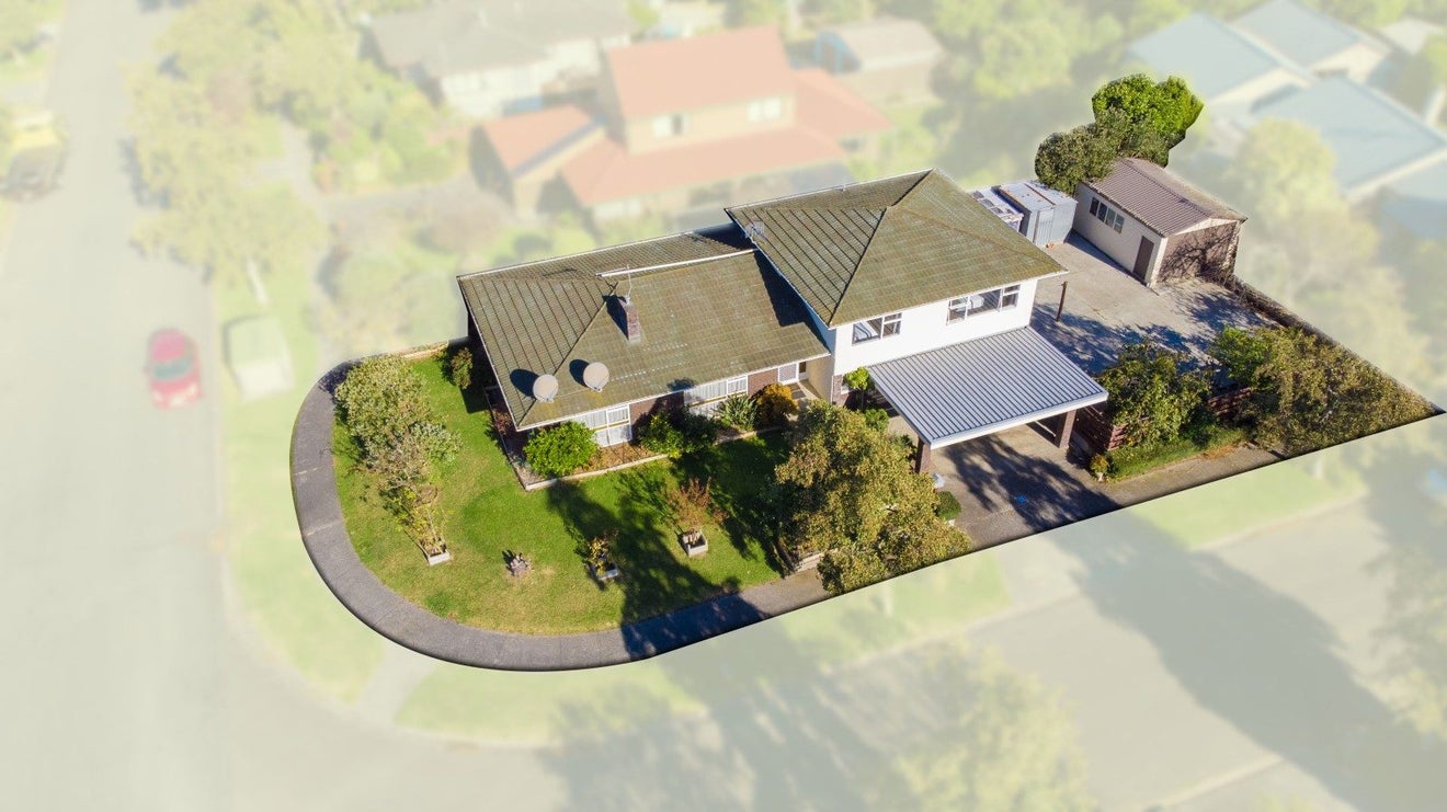 1 Guernsey Place, Fitzherbert, Palmerston North - Carousel 1