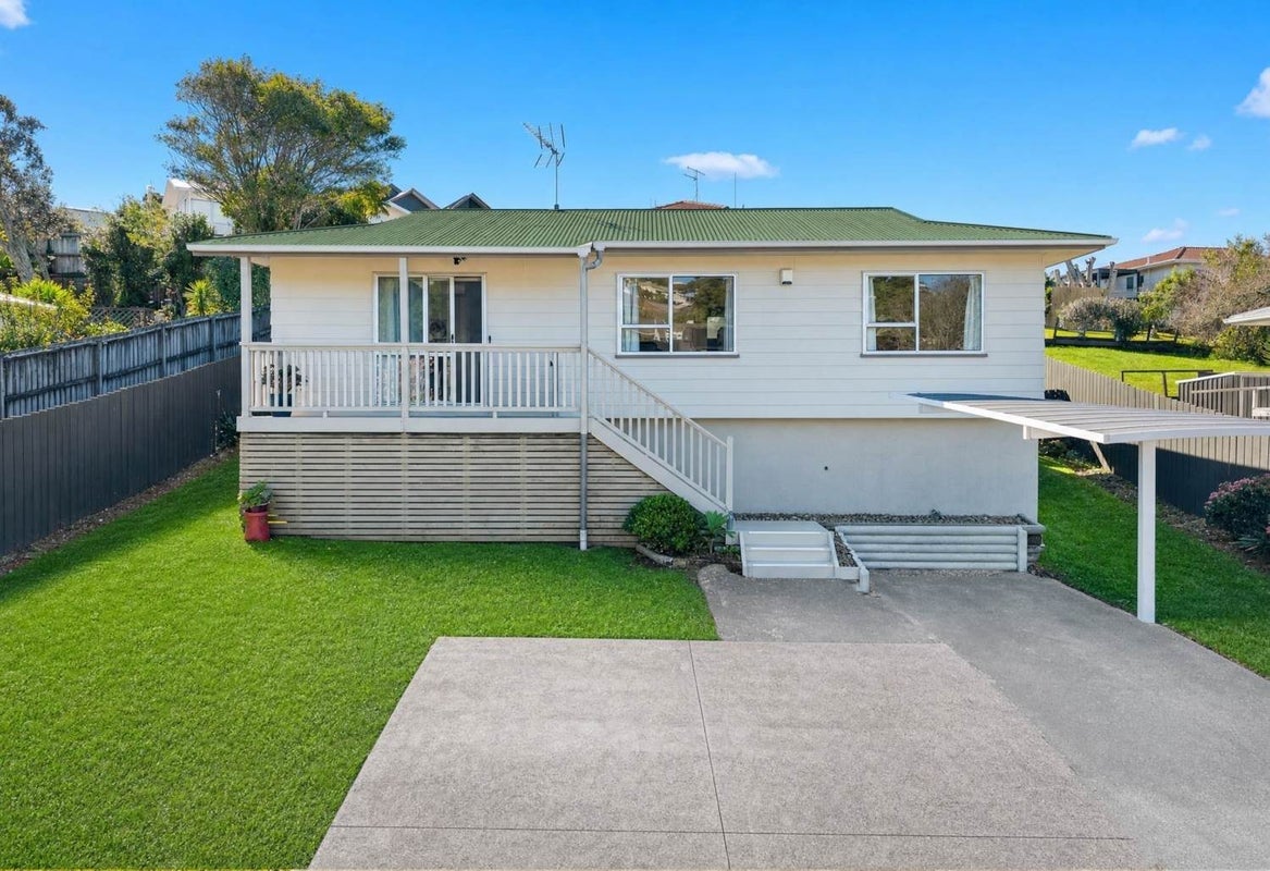 42 Trias Road, Totara Vale, Auckland - Carousel 19