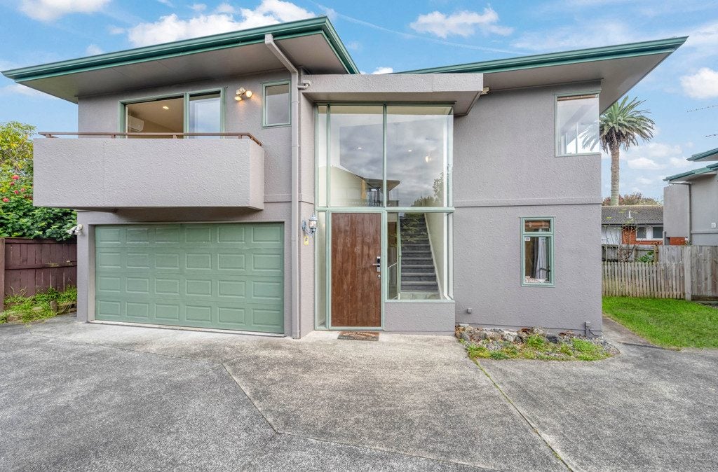 22B Tawhiri Road, One Tree Hill, Auckland - Carousel 2