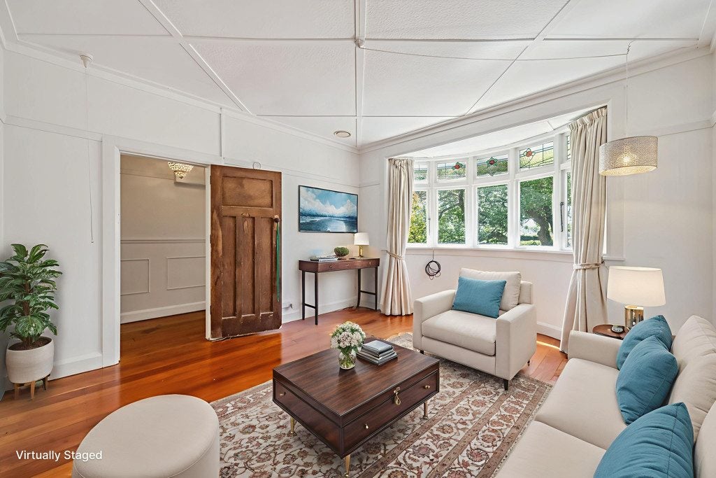 54 Kano Street, Karori, Wellington - Carousel 1