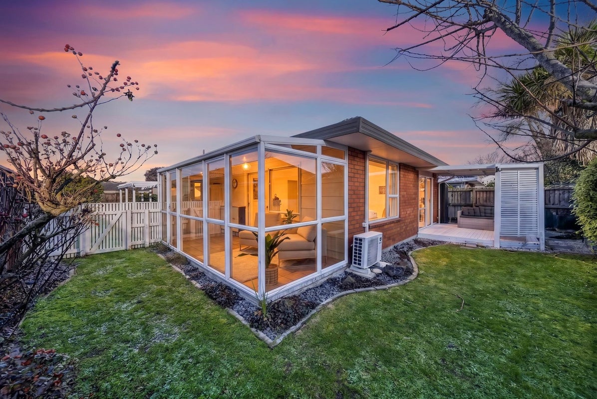 13B Thornhill Place, Sockburn, Christchurch - Carousel 1