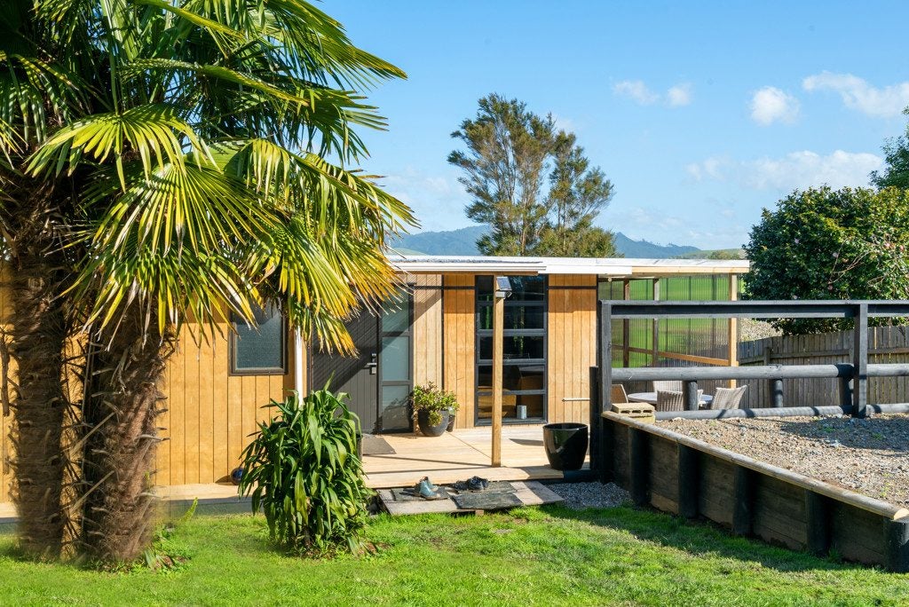 74 Bays Road, Papakura - Carousel 2