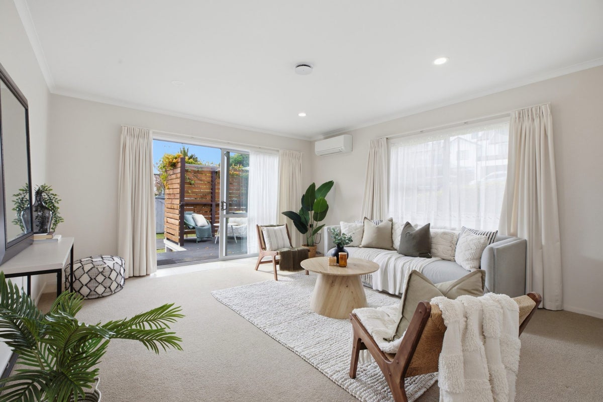 147 Vale Street, Otumoetai, Tauranga - Carousel 1