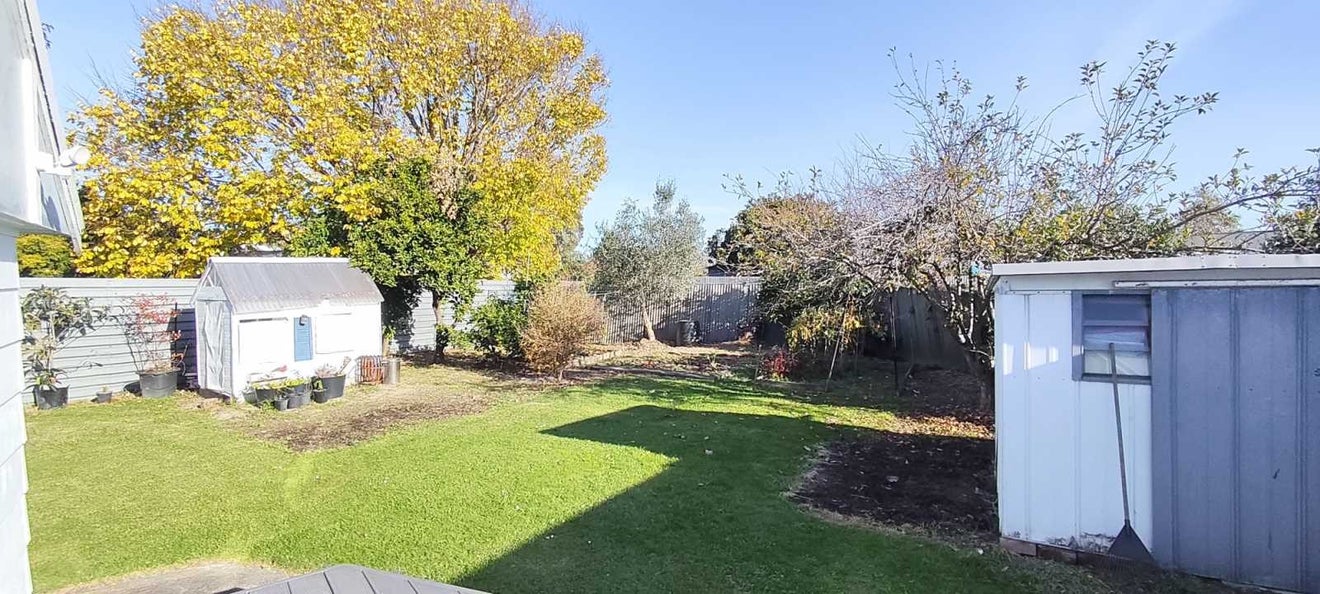 180 Milson Line, Milson, Palmerston North - Carousel 19