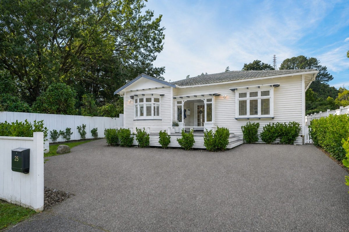 25 Black Beech Street, Birchville, Upper Hutt - Carousel 2