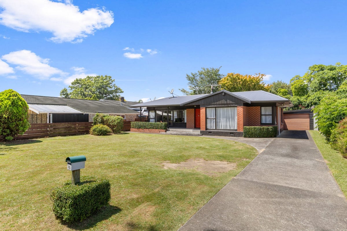 16 Burwood Road, Matamata, Matamata - Carousel 1