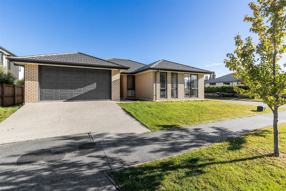 61 Risinghurst Terrace, Lower Shotover, Lower Shotover - Carousel 1