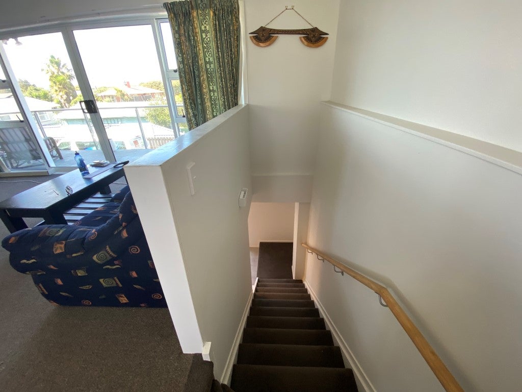 6B Spur Avenue, Mount Maunganui - Carousel 19