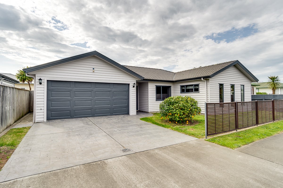 602 Riverslea Road North, Parkvale, Hastings - Carousel 1