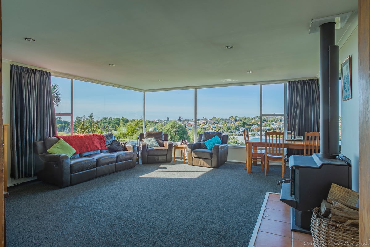 16 Marchwiel Street, Marchwiel, Timaru - Carousel 2