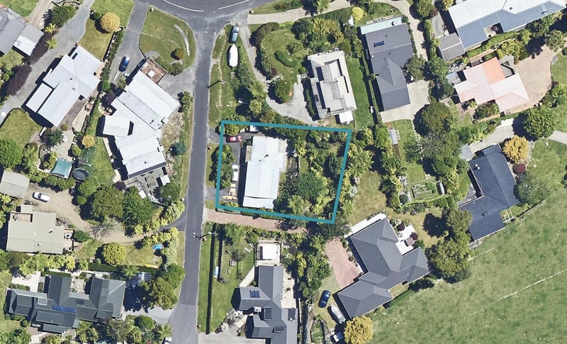 6 Wattle Grove Road, Lake Okareka, Rotorua - Carousel 1