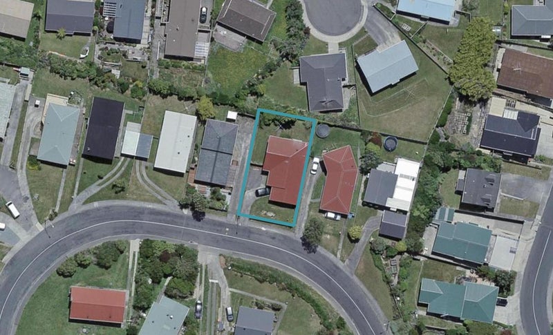 69 Ruskin Road, Newlands, Wellington - Carousel 1