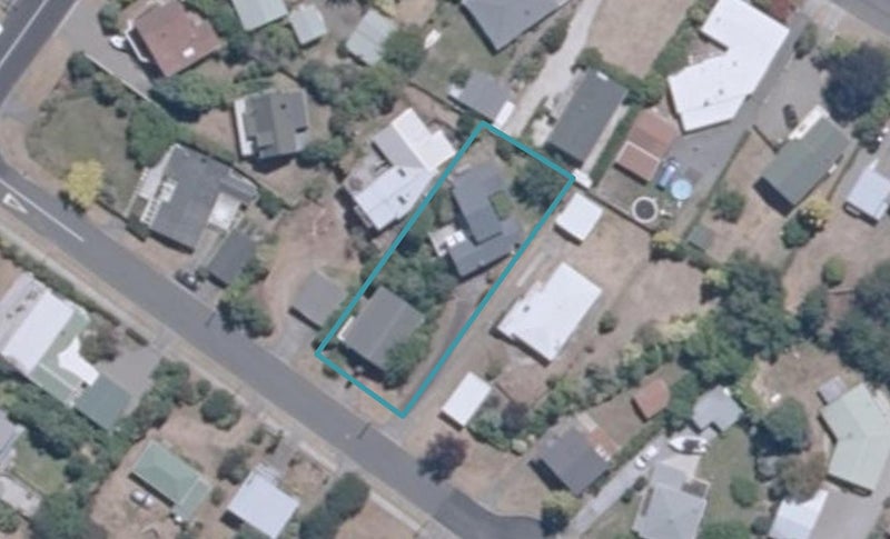 2/6 Kōwhai Road, Rainbow Point, Taupō - Carousel 1