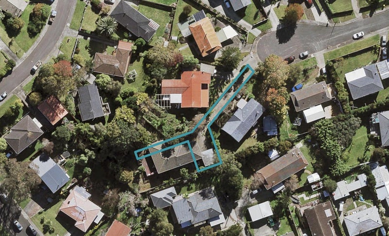 6A Julia Place, Totara Vale, Auckland - Carousel 1