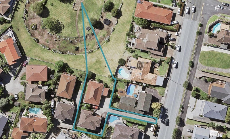 1/41 Pigeon Mountain Road, Half Moon Bay, Auckland - Carousel 1