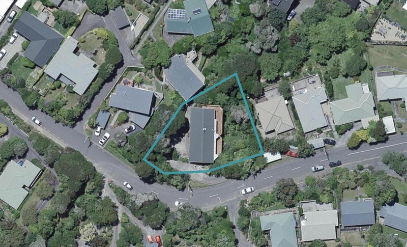 24 Spencer Street, Crofton Downs, Wellington - Carousel 1