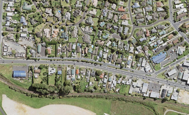 7/358 Main Road, Huapai, Kumeu - Carousel 1