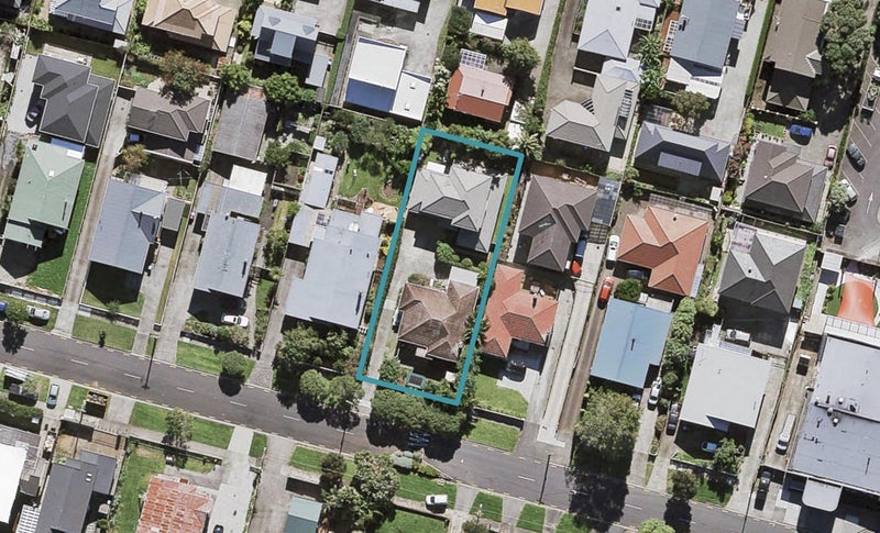 7 Jasper Avenue, Mount Roskill, Auckland - Carousel 1
