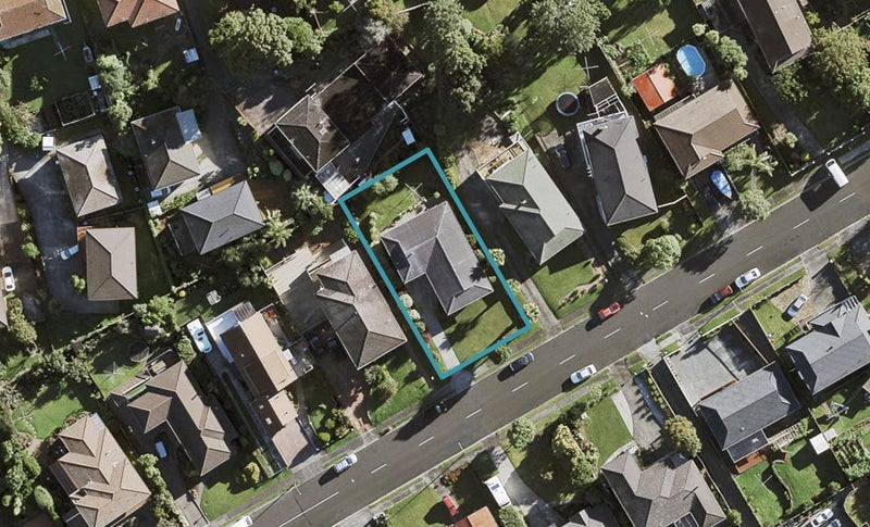 11 Ramelton Road, Mount Roskill, Auckland - Carousel 1