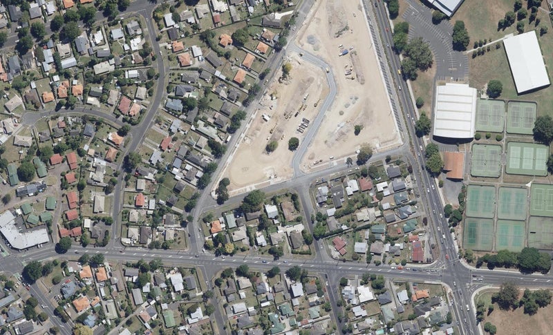 7 Cassidy Street, Hamilton East, Hamilton - Carousel 1