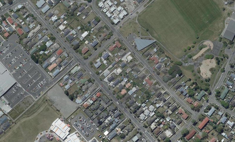 2/205 Breezes Road, Aranui, Christchurch - Carousel 1