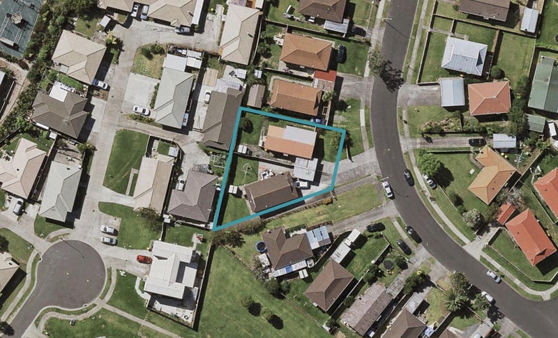 1/24 Norrie Smith Avenue, Flat Bush, Auckland - Carousel 1