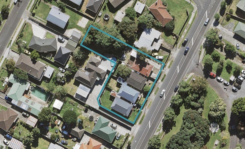 2/51 Westney Road, Mangere, Auckland - Carousel 1