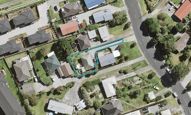 45 Sunnyside Road, Sunnyvale, Auckland - Carousel 1