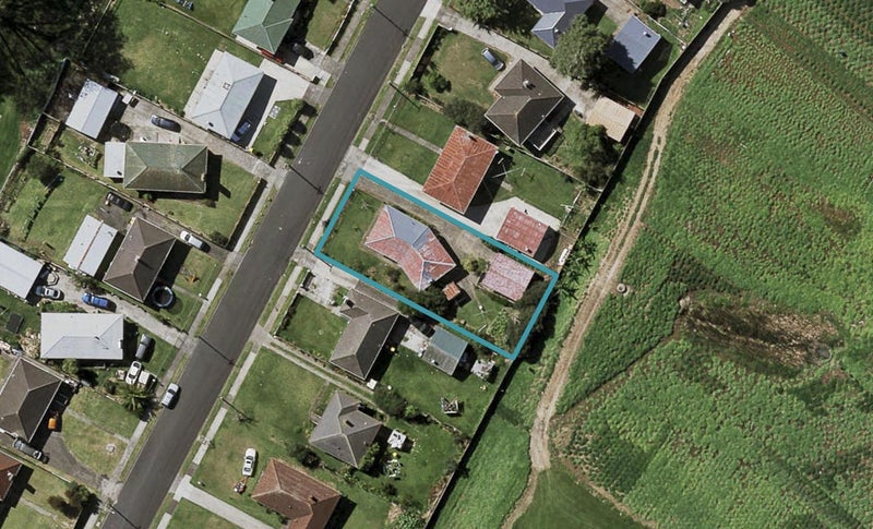 10 Hannah Road, Otara, Auckland - Carousel 1