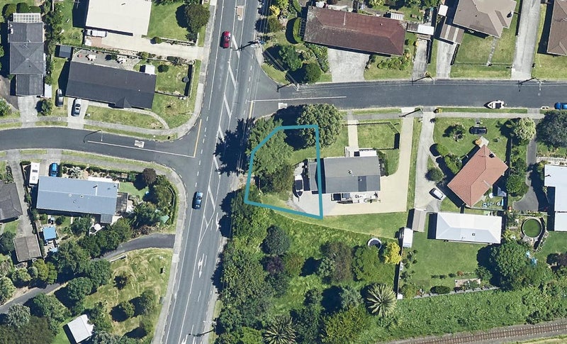 525 Otumoetai Road, Matua, Tauranga - Carousel 1
