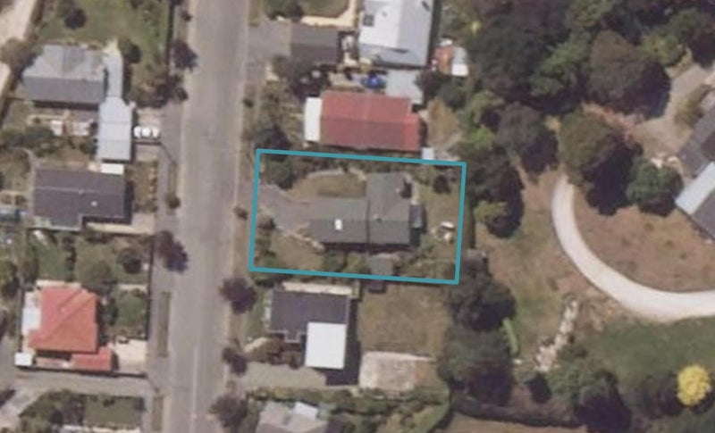 14 Holmes Street, Holmes Hill, Oamaru - Carousel 1