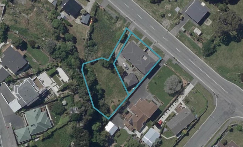 22 McCormacks Bay Road, Mount Pleasant, Christchurch - Carousel 1