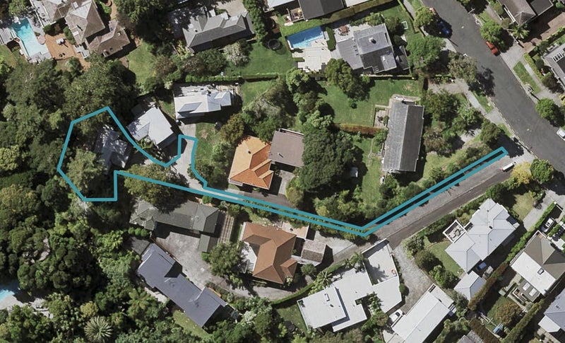 28C Waiatarua Road, Remuera, Auckland - Carousel 1